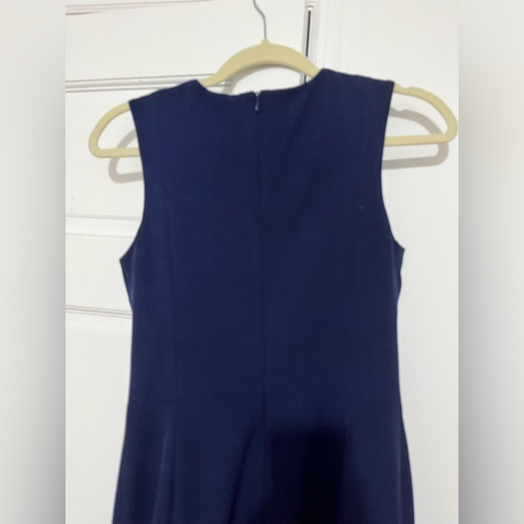 MM LaFleur Navy Sheath Dress size 4 Shirley - Picture 3 of 6